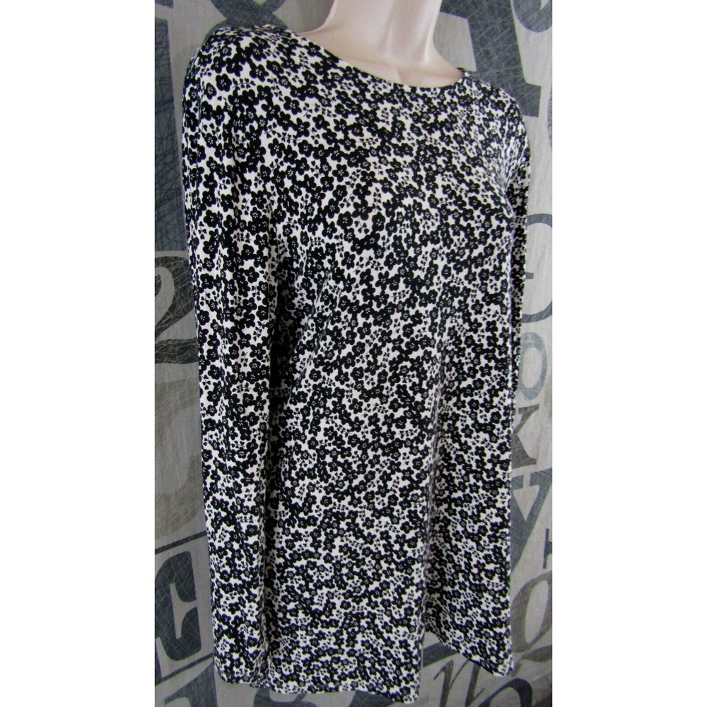 J. Jill Wearever Collection Tunic Top Women M White w/ Black Floral Cape Back